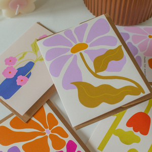 Bold Retro Daisy Greeting Card