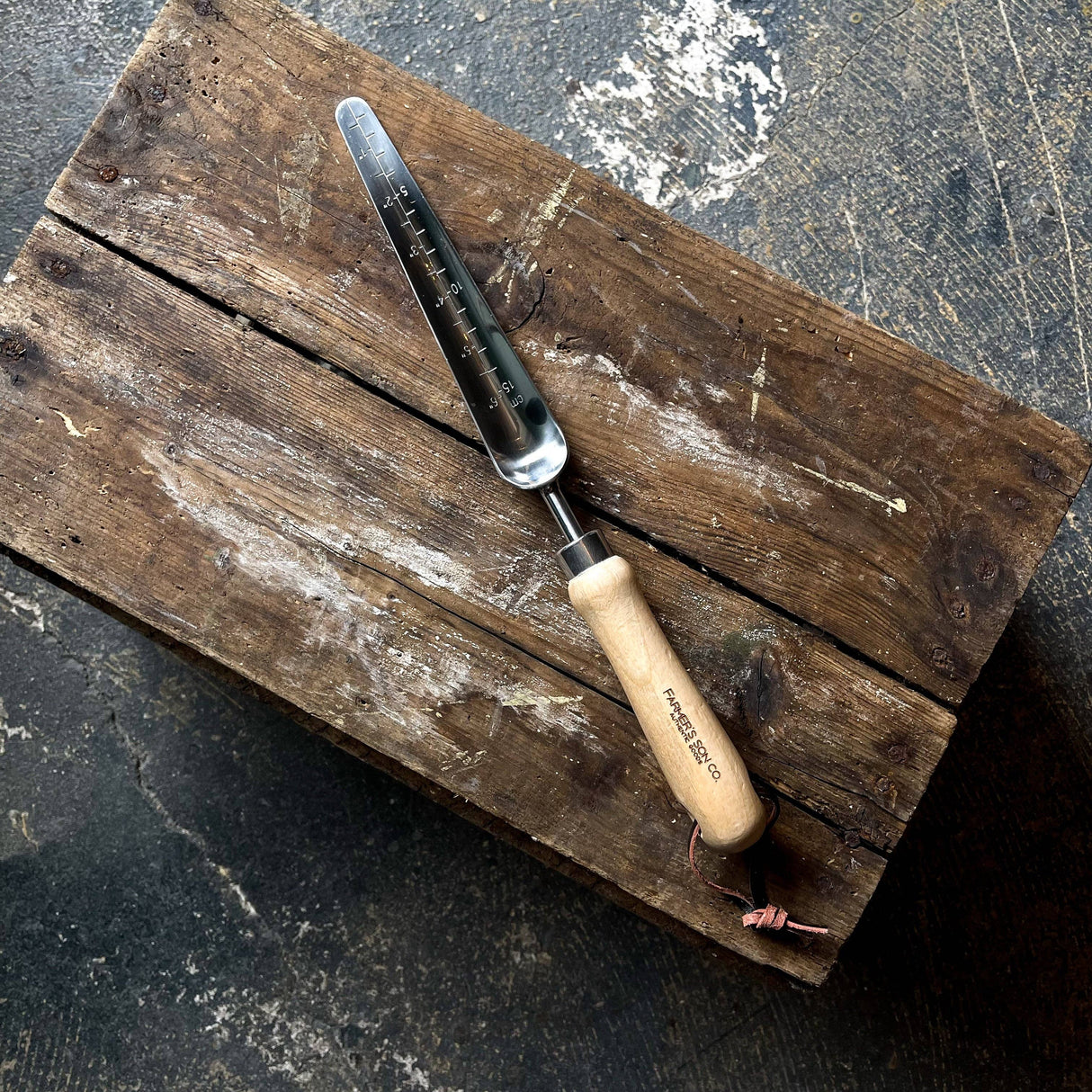 Farmer's Son Co. - Hand Widger