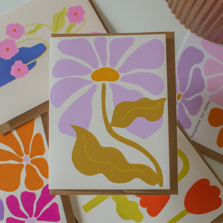 Bold Retro Daisy Greeting Card